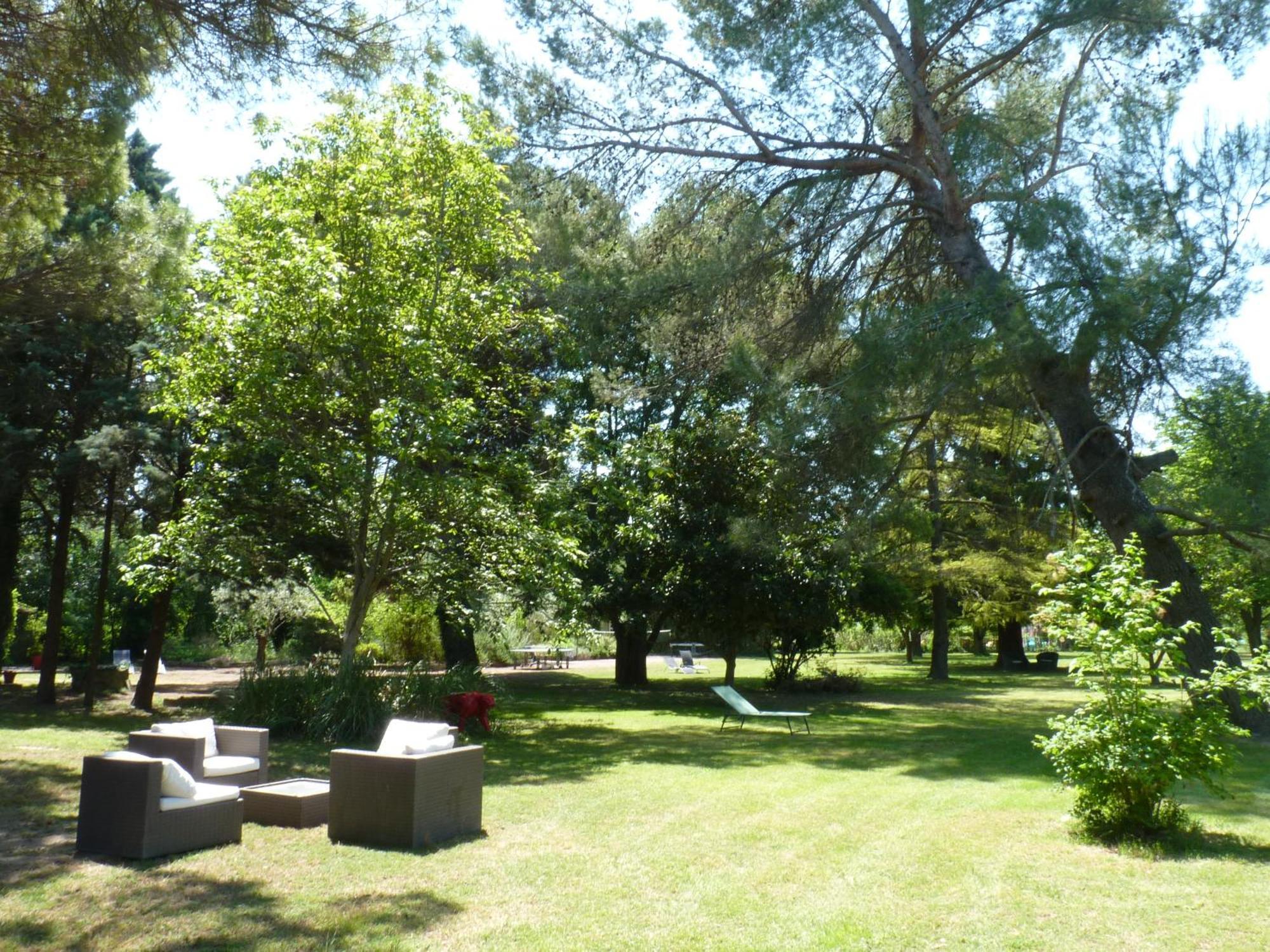 Domaine De Rhodes B&B Avignon Eksteriør bilde